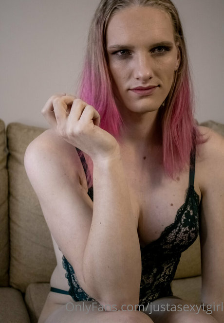 Naakte gelekte OnlyFans-foto van Justasexytgirl
