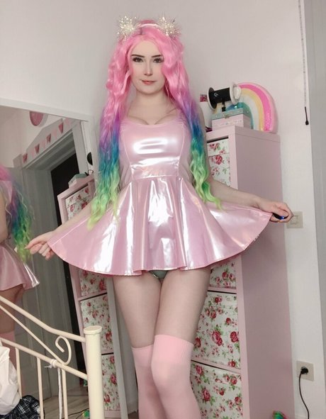 Naakte gelekte OnlyFans-foto van Lealollyfree