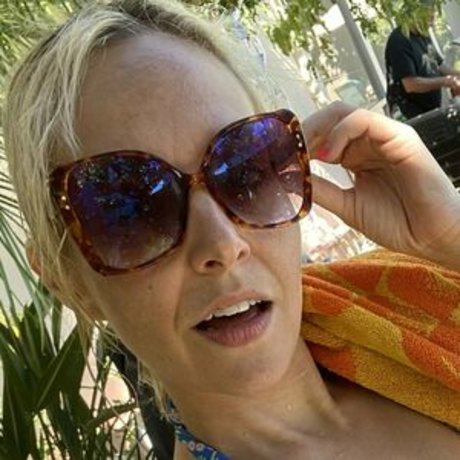 Naakte gelekte OnlyFans-foto van Emma Fyffe