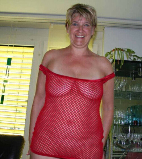 Naakte gelekte OnlyFans-foto van Nipple Alert