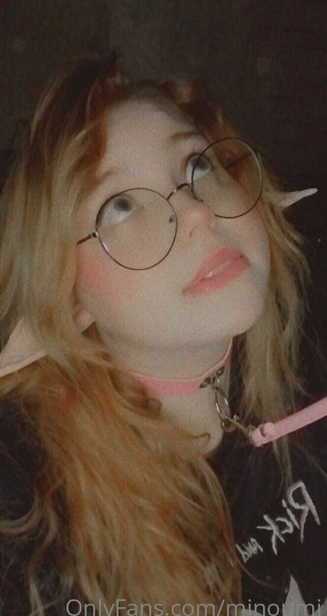 Naakte gelekte OnlyFans-foto van Minoumi