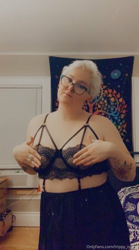 Naakte gelekte OnlyFans-foto van Trippyisntit