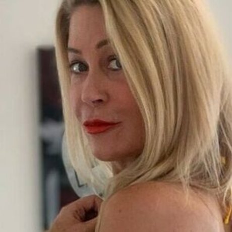 Naakte gelekte OnlyFans-foto van Fitwithkara