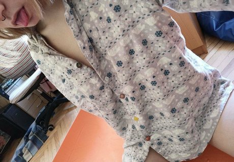 Naakte gelekte OnlyFans-foto van Dirtyblonde