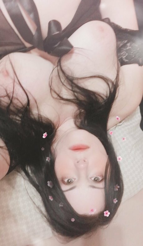 Naakte gelekte OnlyFans-foto van Lunaceileste