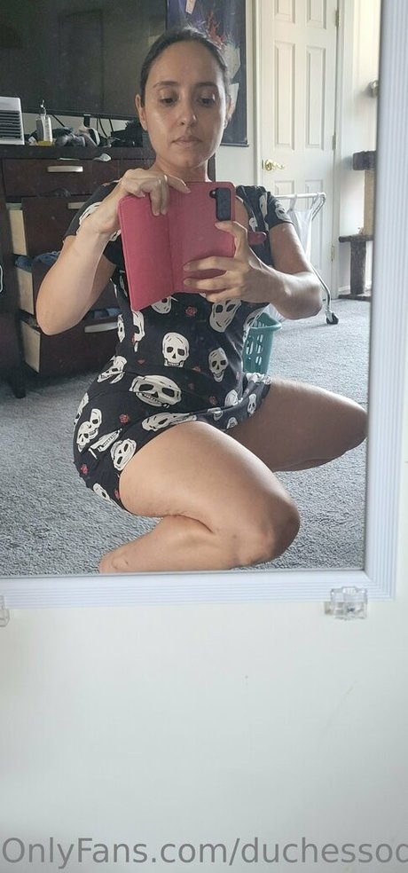 Naakte gelekte OnlyFans-foto van Duchessodork