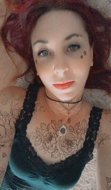 Naakte gelekte OnlyFans-foto van Phoenix15star