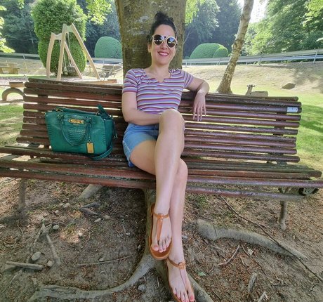 Naakte gelekte OnlyFans-foto van Goddesshathafeet