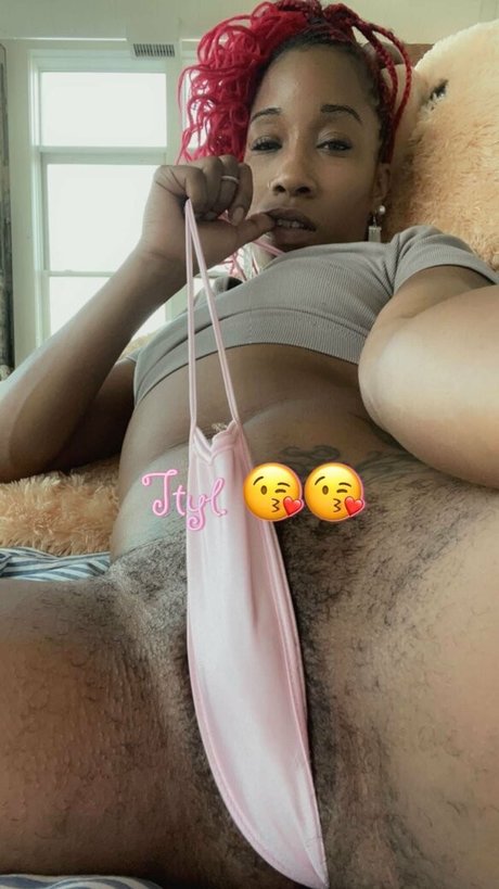 Naakte gelekte OnlyFans-foto van Nellycantsay