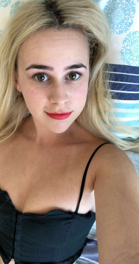 Naakte gelekte OnlyFans-foto van Shawnie