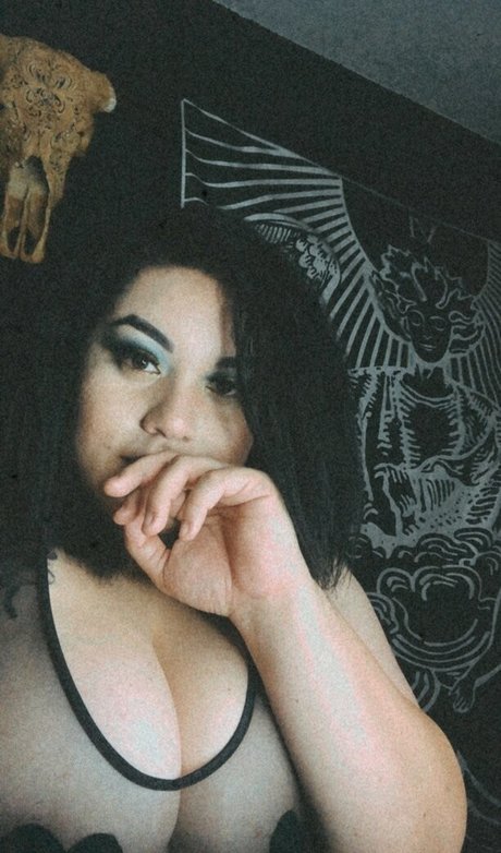 Naakte gelekte OnlyFans-foto van Xoxodolly