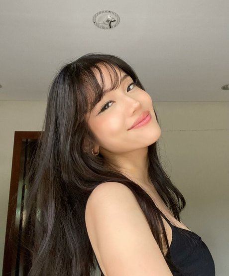 Naakte gelekte OnlyFans-foto van Tripppollen