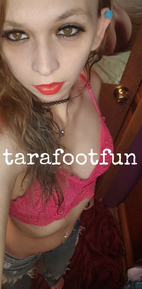 Naakte gelekte OnlyFans-foto van Tarafootfun