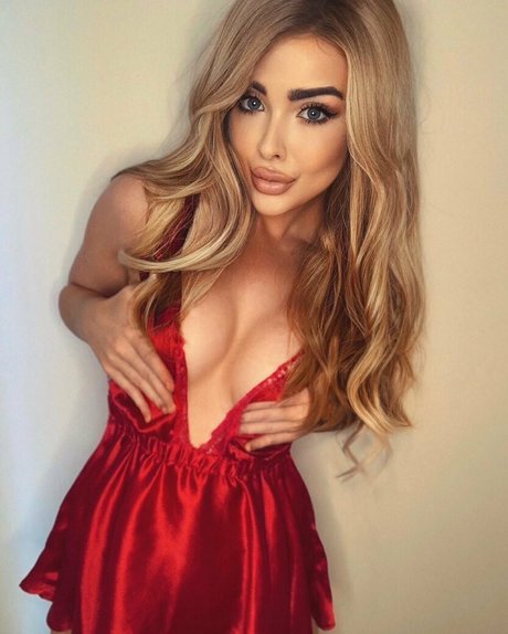 Naakte gelekte OnlyFans-foto van Underc0verl0vers