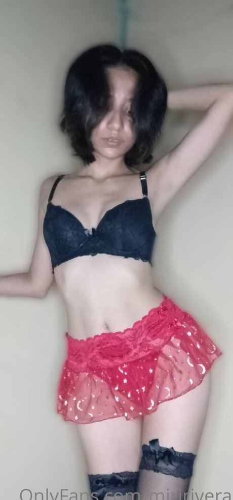 Naakte gelekte OnlyFans-foto van Miririvera