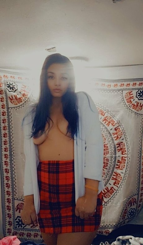 Naakte gelekte OnlyFans-foto van Geminigoddess01