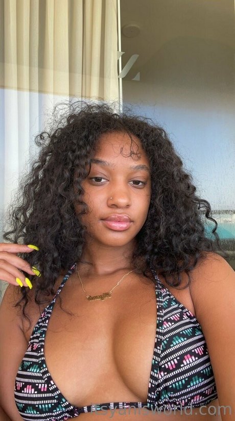 Naakte gelekte OnlyFans-foto van Sexcmuseee