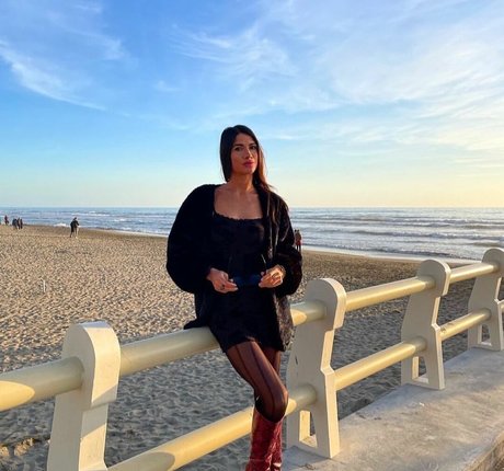 Naakte gelekte OnlyFans-foto van Valentina Venturi