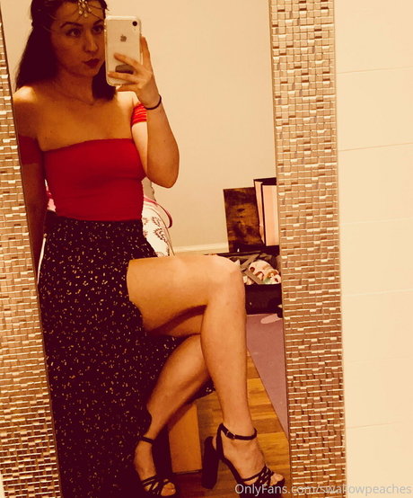 Naakte gelekte OnlyFans-foto van Swallowpeaches