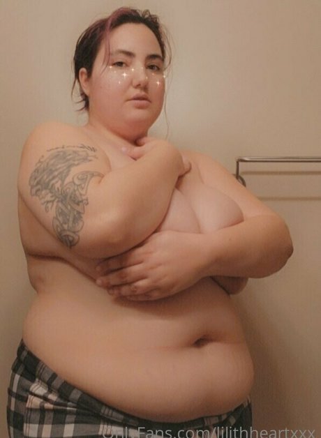 Naakte gelekte OnlyFans-foto van Lilithheartxxx