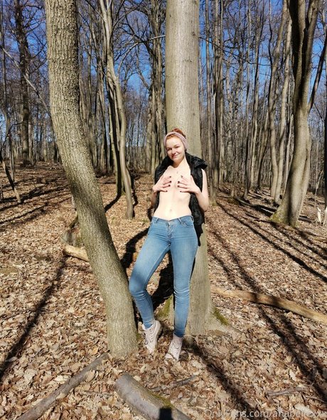 Naakte gelekte OnlyFans-foto van Anabellexxx