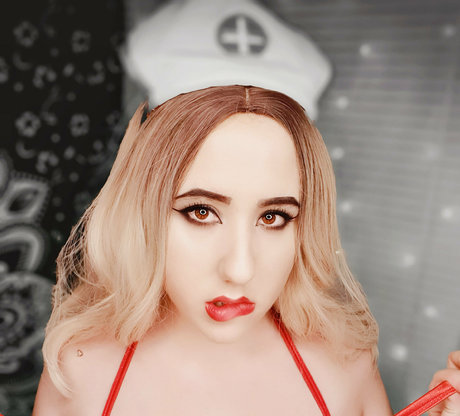 Naakte gelekte OnlyFans-foto van Gothickitti