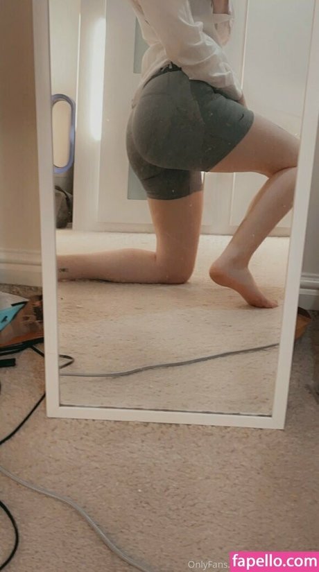 Naakte gelekte OnlyFans-foto van Emmaontwitch