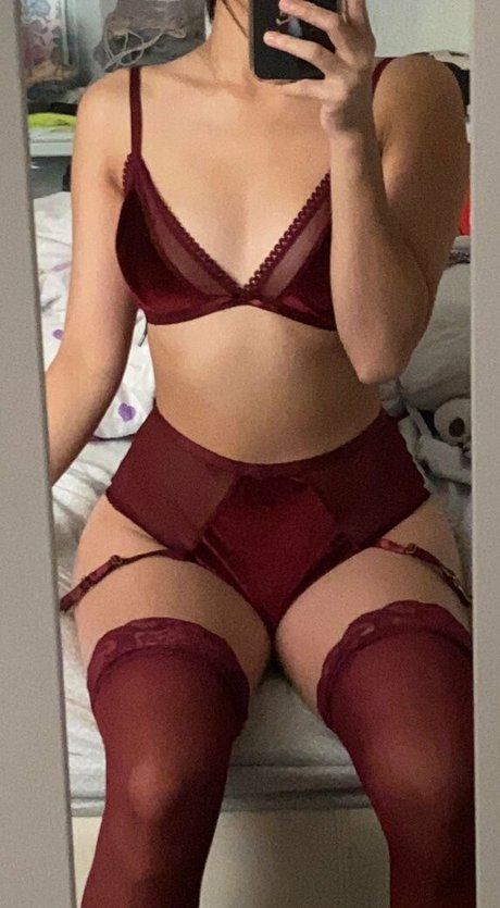 Naakte gelekte OnlyFans-foto van Phobaby13