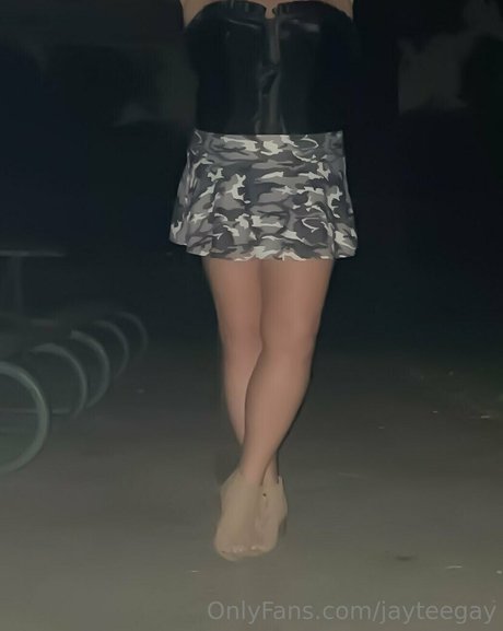 Naakte gelekte OnlyFans-foto van Jayteegay