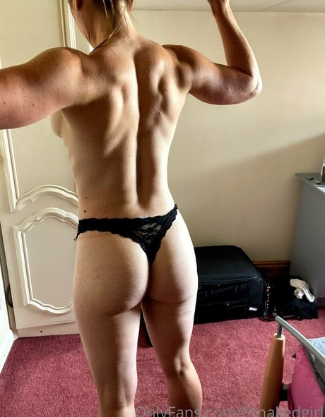 Fitnakedgirl