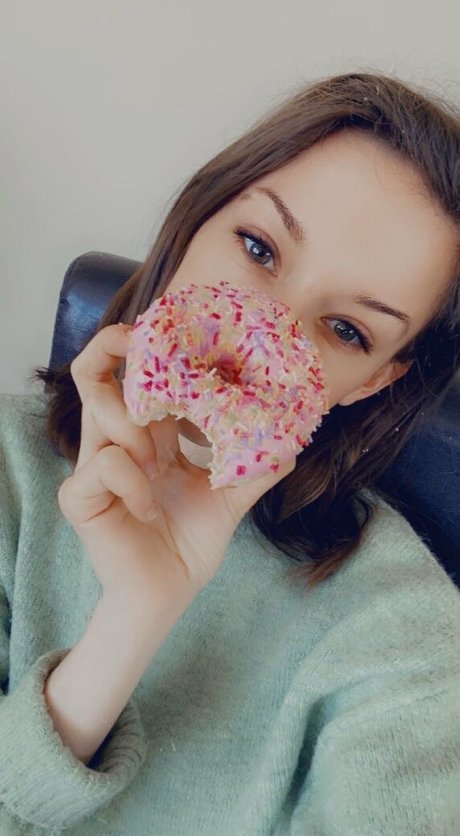 Naakte gelekte OnlyFans-foto van Feedandbreed