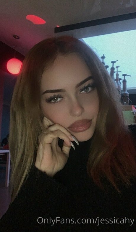 Naakte gelekte OnlyFans-foto van Jessicahy