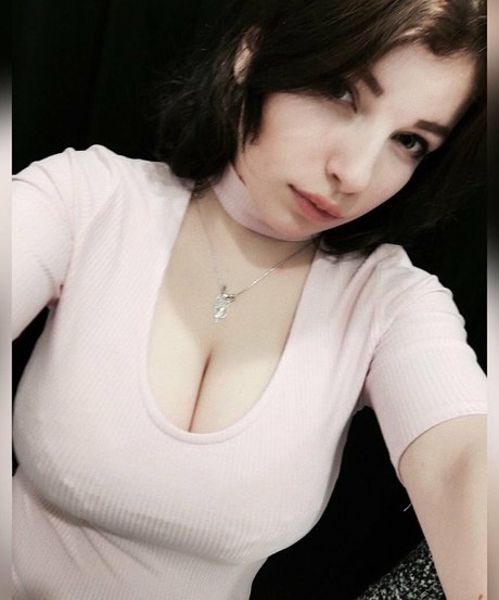 Naakte gelekte OnlyFans-foto van Anastasia Kot