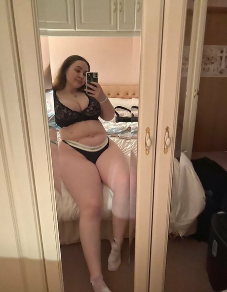 Naakte gelekte OnlyFans-foto van Kasxxxx