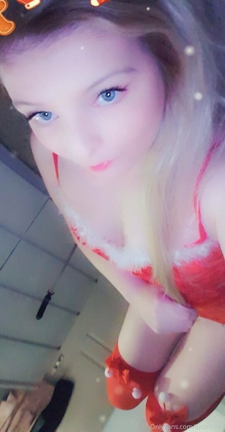 Naakte gelekte OnlyFans-foto van Alexxxuncensoredx