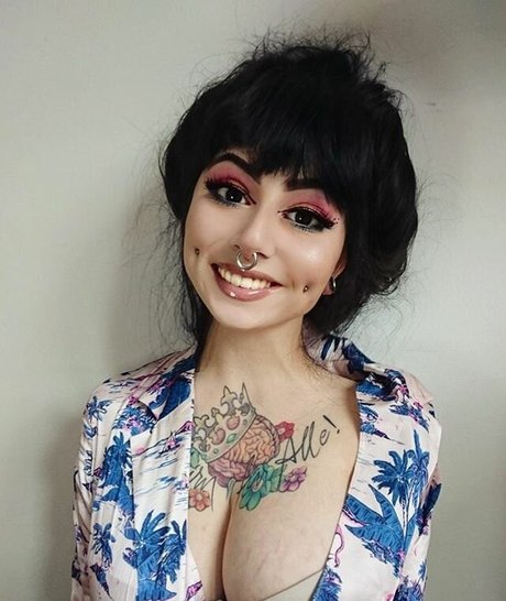 Naakte gelekte OnlyFans-foto van Zainab