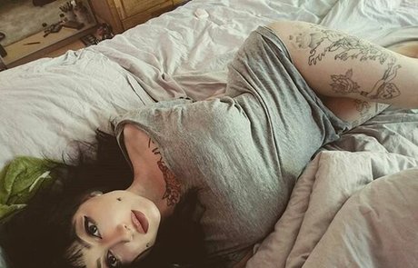 Naakte gelekte OnlyFans-foto van Zainab