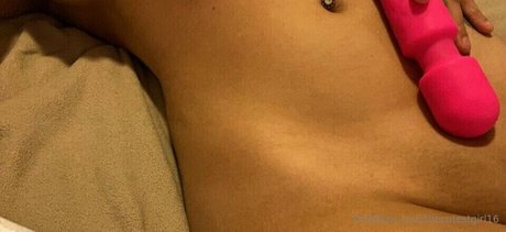 Naakte gelekte OnlyFans-foto van Yesenia Bautista