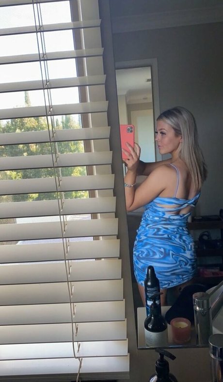 Naakte gelekte OnlyFans-foto van Chantelle A