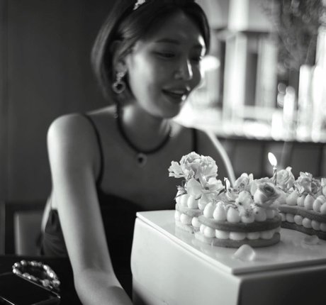 Naakte gelekte OnlyFans-foto van Choi Soo Young