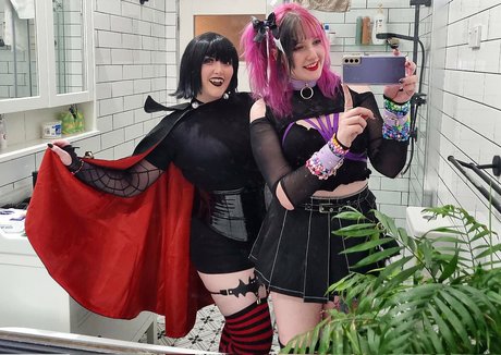 Naakte gelekte OnlyFans-foto van Willo