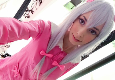 Naakte gelekte OnlyFans-foto van Serascosplay