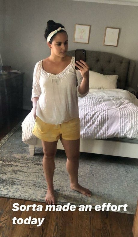 Naakte gelekte OnlyFans-foto van Melissa Fumero