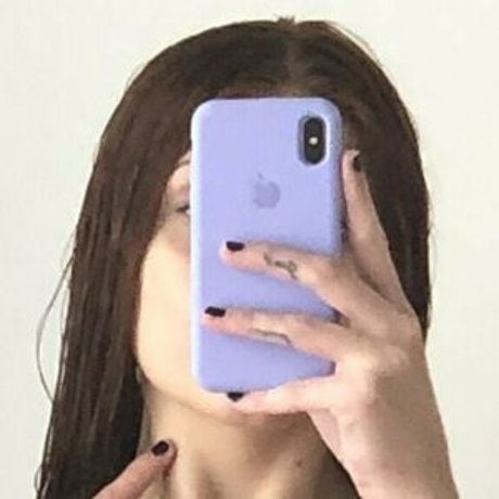 Naakte gelekte OnlyFans-foto van Xxmaraselene
