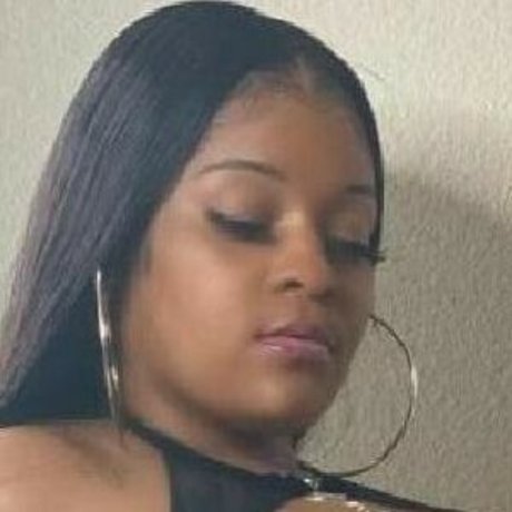 Naakte gelekte OnlyFans-foto van Jaylap