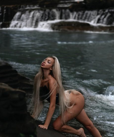 Yana_fire
