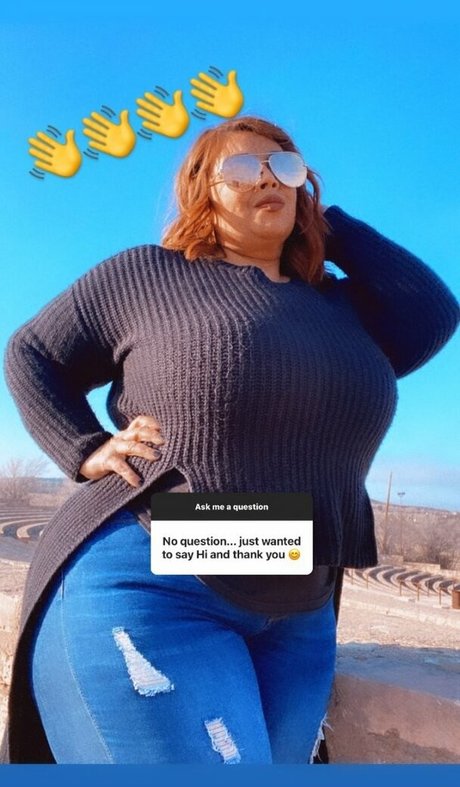Naakte gelekte OnlyFans-foto van Sueann