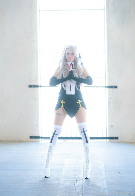 Naakte gelekte OnlyFans-foto van Captainraelynn