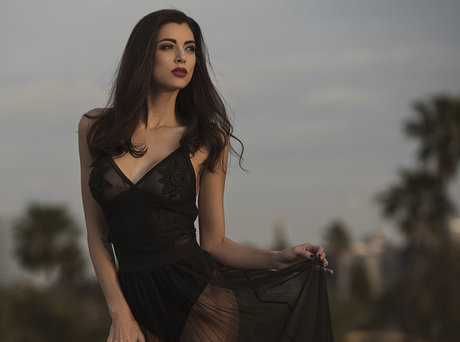 Naakte gelekte OnlyFans-foto van Leeanna Vamp