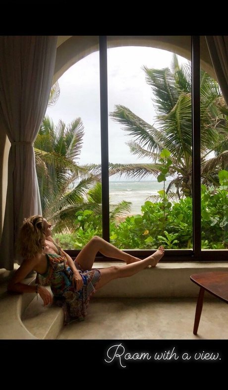 Shantel Vansanten